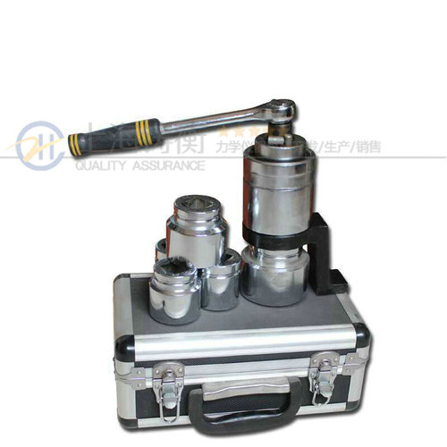    �CеʽŤ�طŴ����DƬ